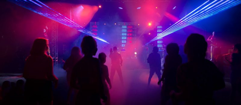 Jak znaleźć sprawdzoną ofertę pracy w klubie za granicą – źródła i sygnały ostrzegawcze